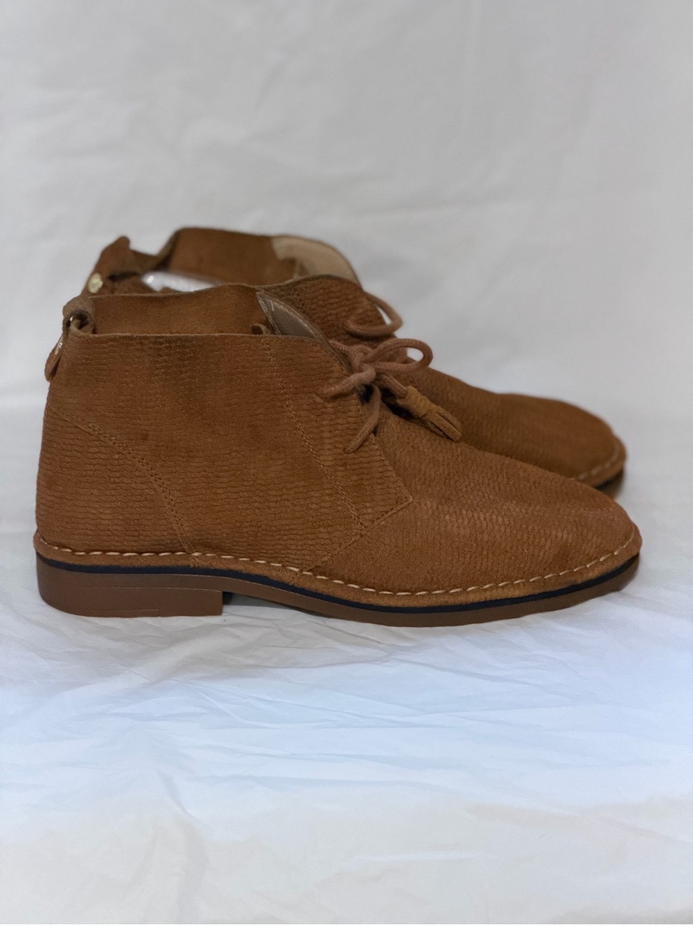 Hush Puppies Men's Suede Chukka Boots in Chestnut